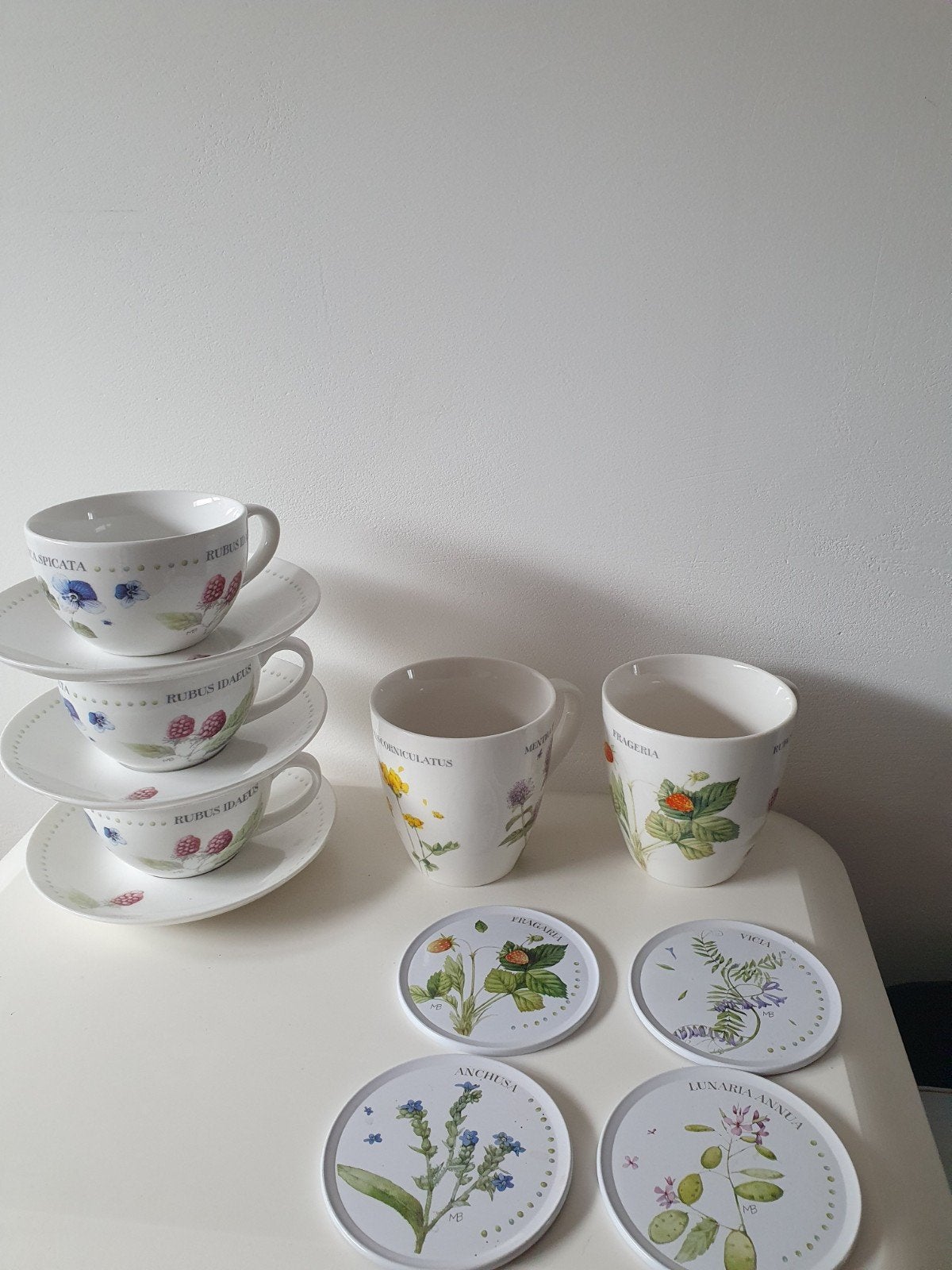 Marjolein Bastin set, 12 stuks. Niet gebruikt, Huis en Inrichting, Keuken | Servies, Ophalen of Verzenden, Zo goed als nieuw, Porselein