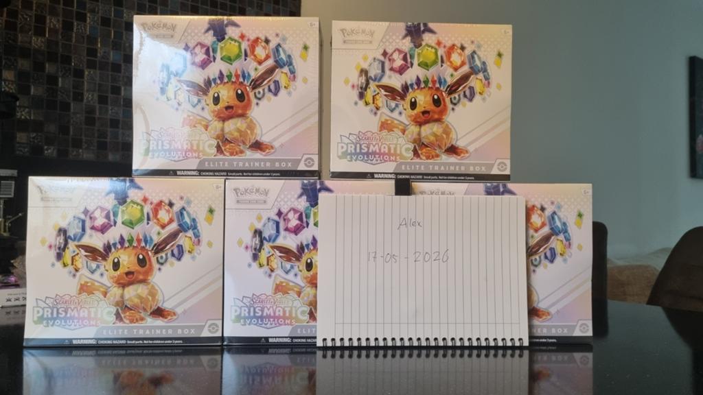 Meerdere Prismatic Elite Trainer Boxen MINT, Ophalen of Verzenden, Nieuw