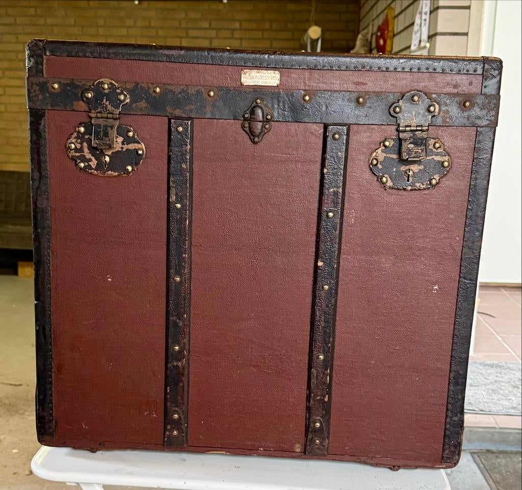 Antieke Reiskoffer / Kofferbak - Decoratief en Ruim, Ophalen of Verzenden, Zo goed als nieuw