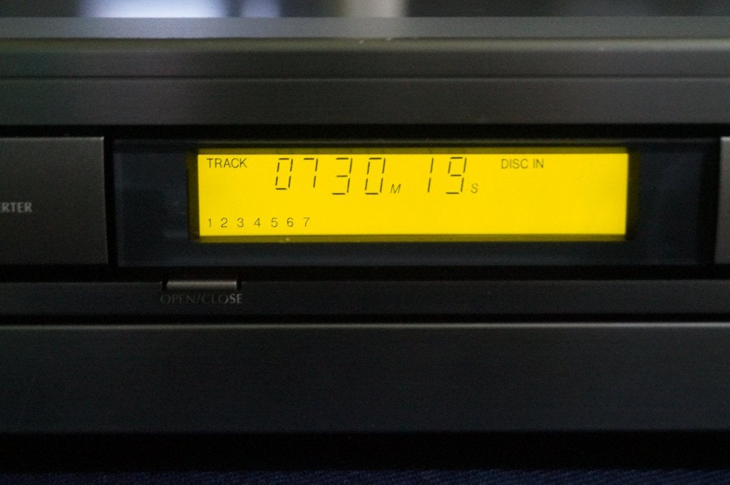 DENON DCD-210 CD Speler( 1jr garantie), Audio, Tv en Foto, Cd-spelers, Ophalen of Verzenden, Gebruikt, Overige merken