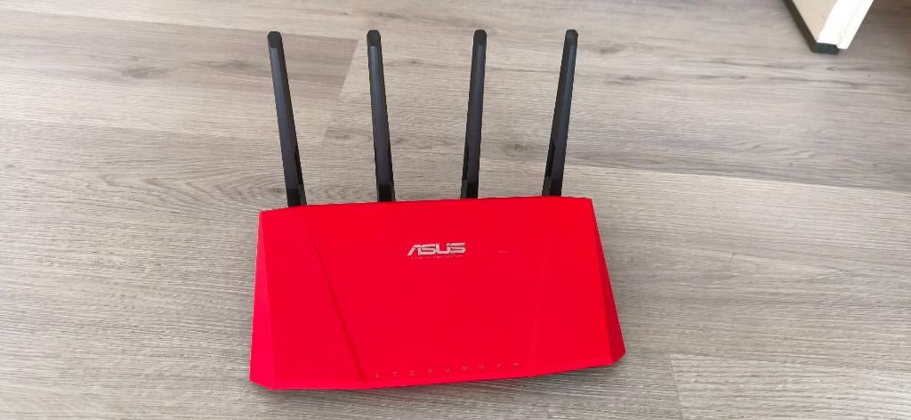 ASUS RT-AC87U, Computers en Software, Ophalen of Verzenden, Gebruikt, Router met modem, ASUS