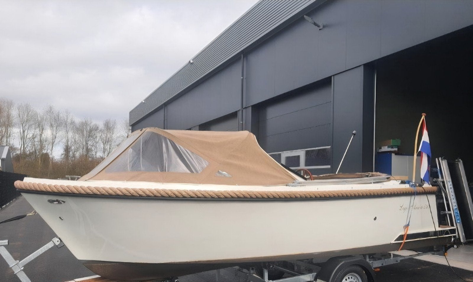 Lago Amore 595 (2023) - incl winterstalling+onderhoudsbeurt, Watersport en Boten, Ophalen, Lago Amore, Buitenboordmotor, Kussenset