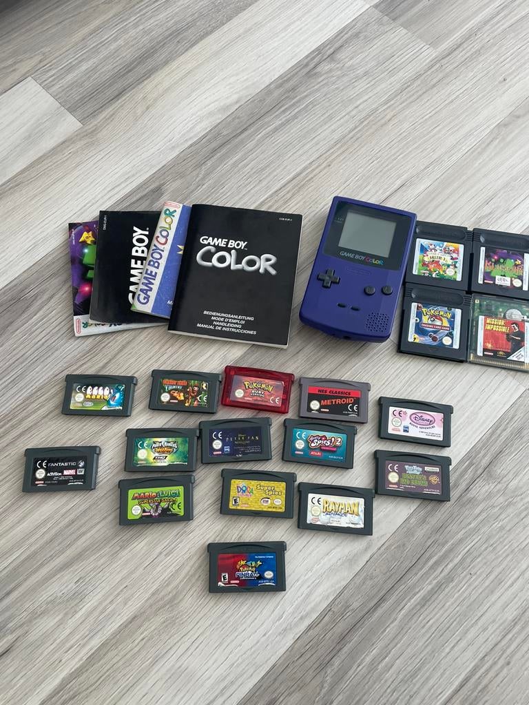 Gameboy colour, Spelcomputers en Games, Spelcomputers | Nintendo Game Boy, Ophalen of Verzenden, Zo goed als nieuw, Game Boy Advance