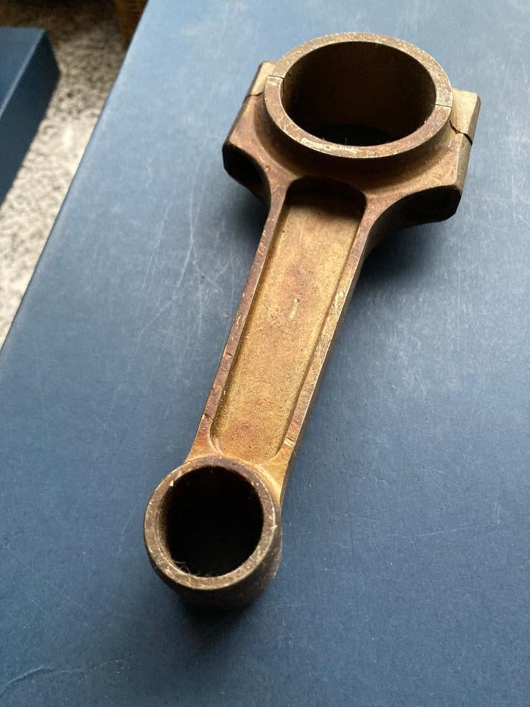 Drijfstang voor Ferrari of Alfa Romeo, Ophalen of Verzenden, Gereviseerd, Alfa Romeo