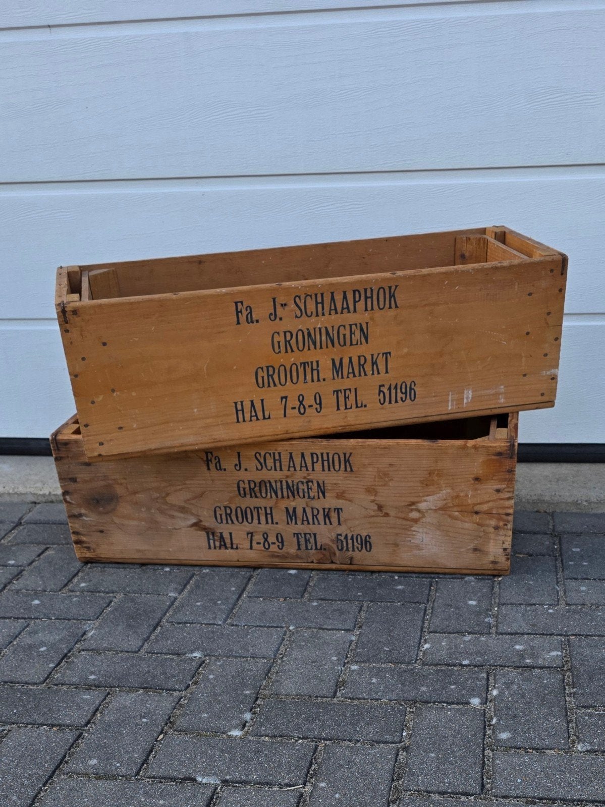 2 oude houten bananenkisten uit Groningen fa Schaaphok, Ophalen