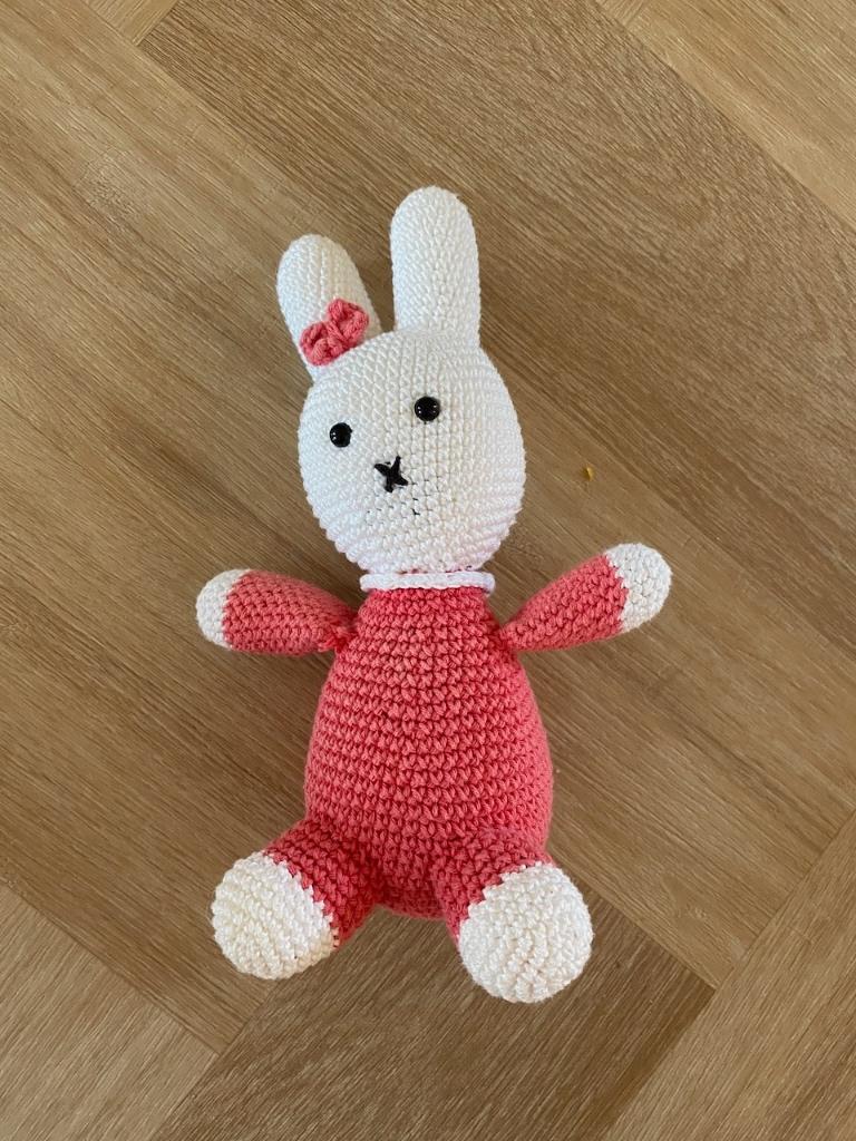 *NIEUW!* Handgemaakte gehaakte Nijntje knuffel, roze wit, Kinderen en Baby's, Speelgoed | Knuffels en Pluche, Handgemaakt, Nijntje