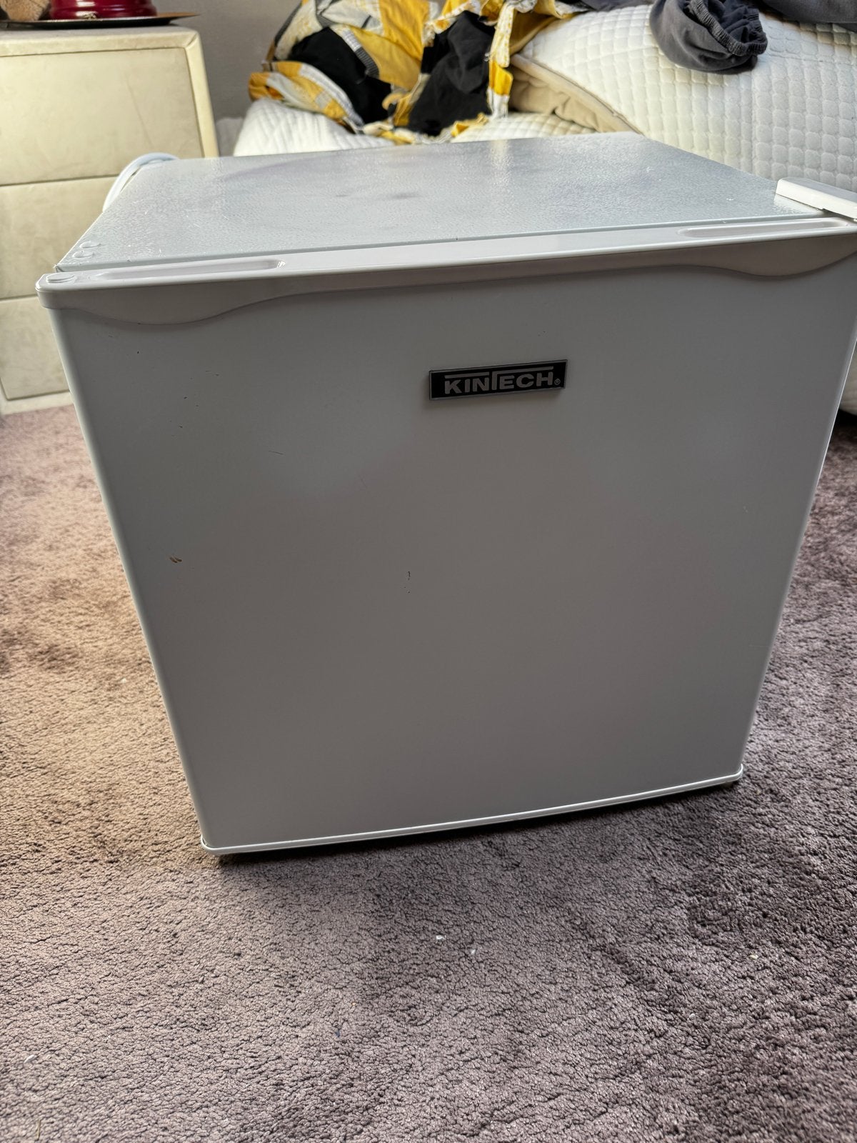 Kleine KINIECH Koelkast met Vriesvak - Compact en Handig, Ophalen, Gebruikt, Minder dan 75 liter, Met vriesvak