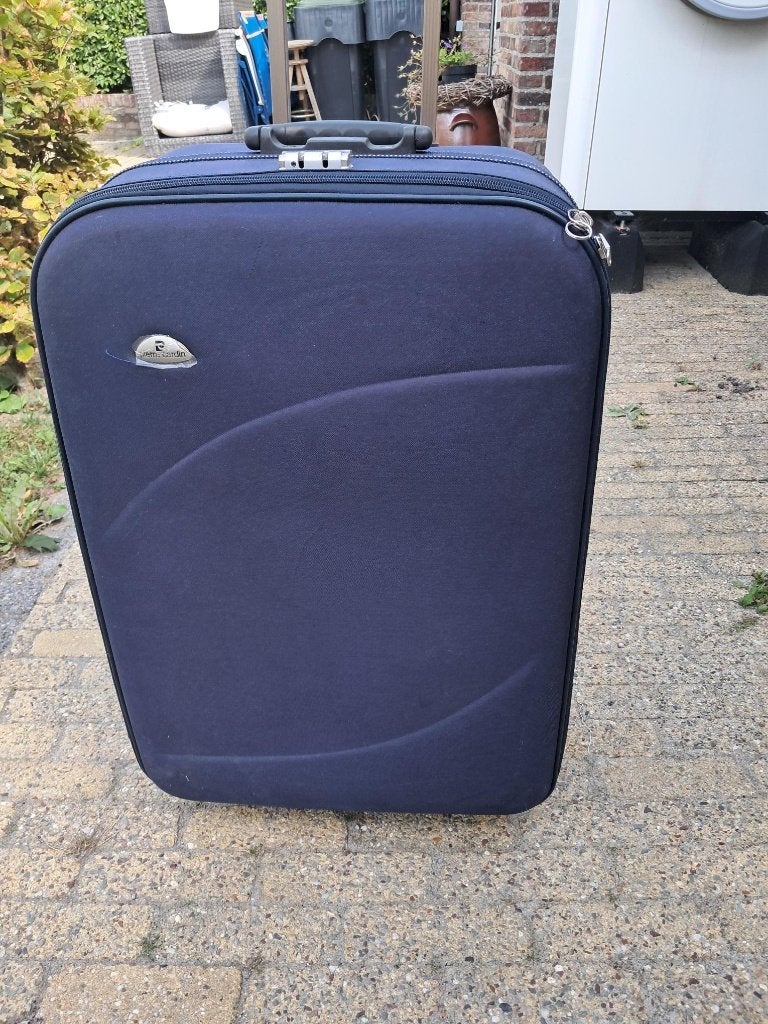 grote koffer - Pierre Cardin, Ophalen, Wieltjes, Hard kunststof, 45 tot 55 cm