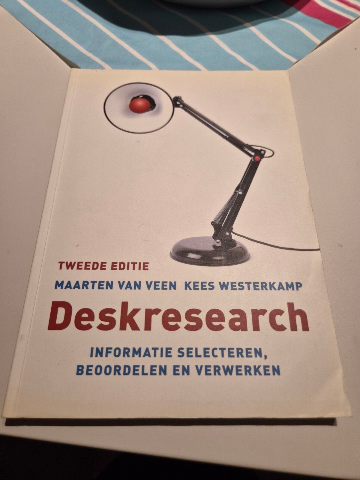 Deskresearch: Informatie selecteren, beoordelen en verwerken, Gelezen, Maarten van Veen, Kees Westerkamp, Gamma, HBO
