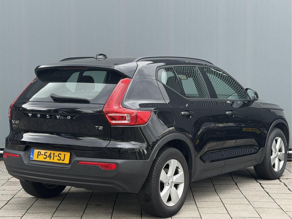 Volvo XC40 BWJ 2022 | 1.5 130PK T2 Momentum Core | TREKHAAK, Auto's, Volvo, Voorwielaandrijving, Stof, Gebruikt, Automatische klimaatregeling