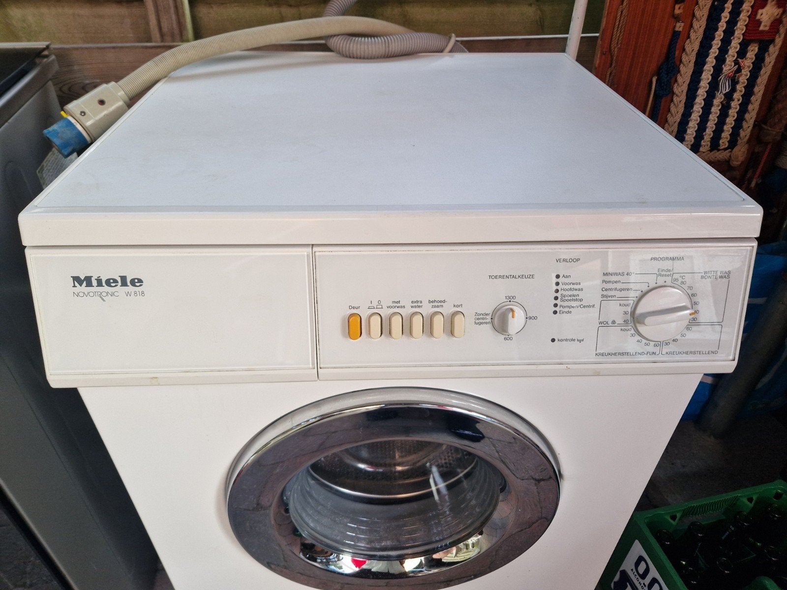 Miele Novotronic W 818 Wasmachine - Voorlader, Ophalen, Gebruikt, Voorlader, 85 tot 90 cm