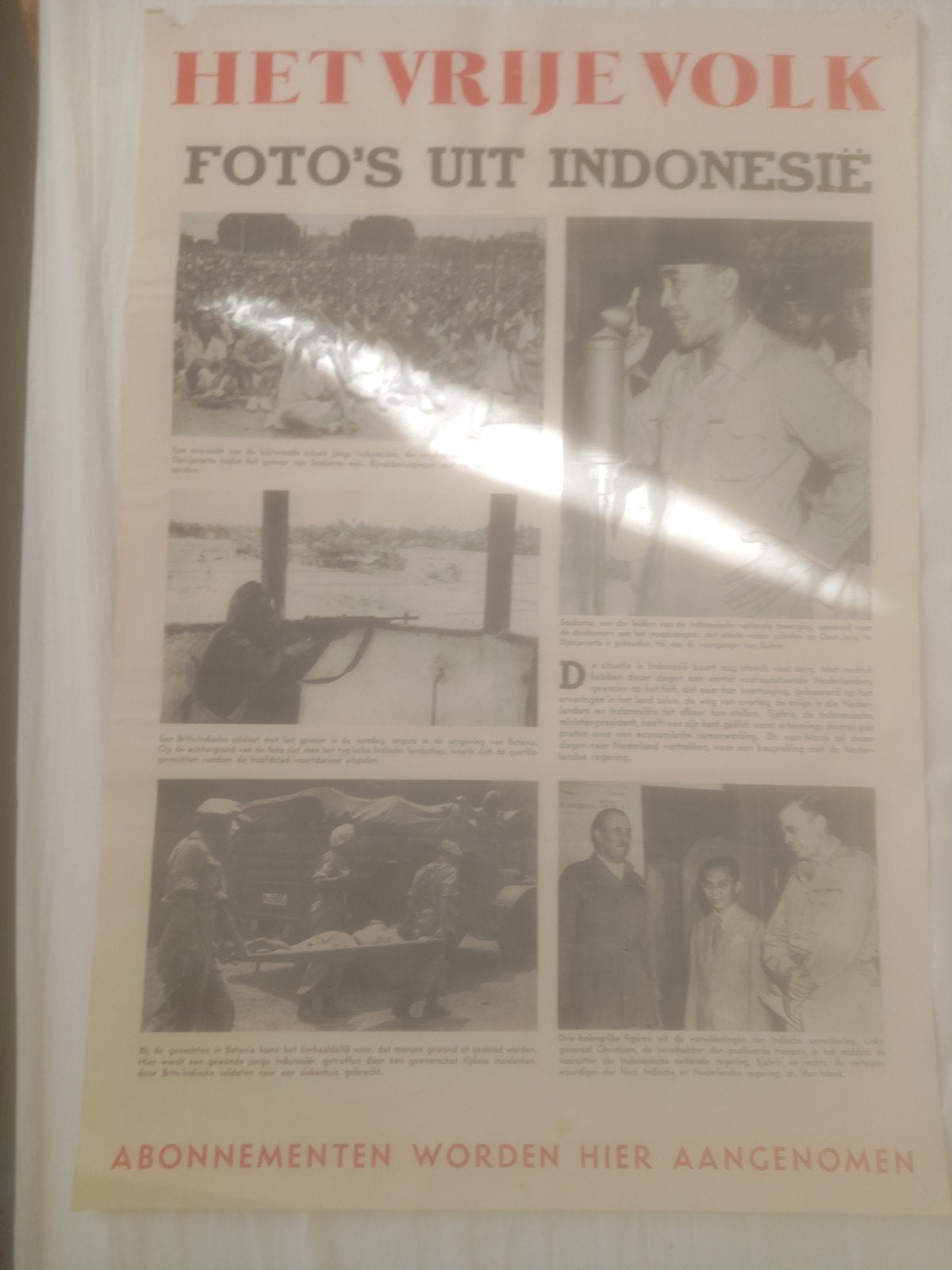 het vrije volk krant foto,s uit Indonesië  55x37 cm, Ophalen of Verzenden, Overige soorten, Azië, Overige typen