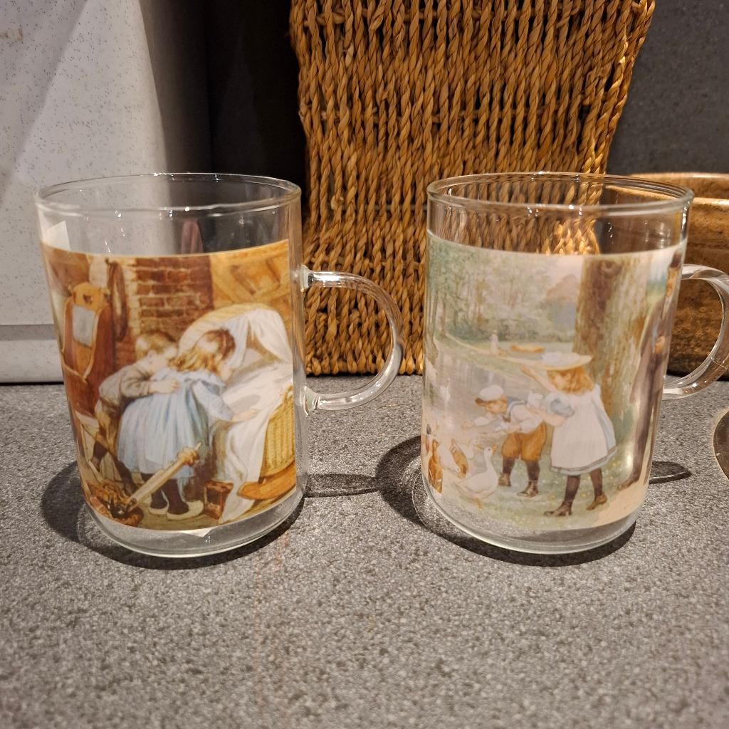 Jetses theeglazen ot en sien, Antiek en Kunst, Ophalen of Verzenden