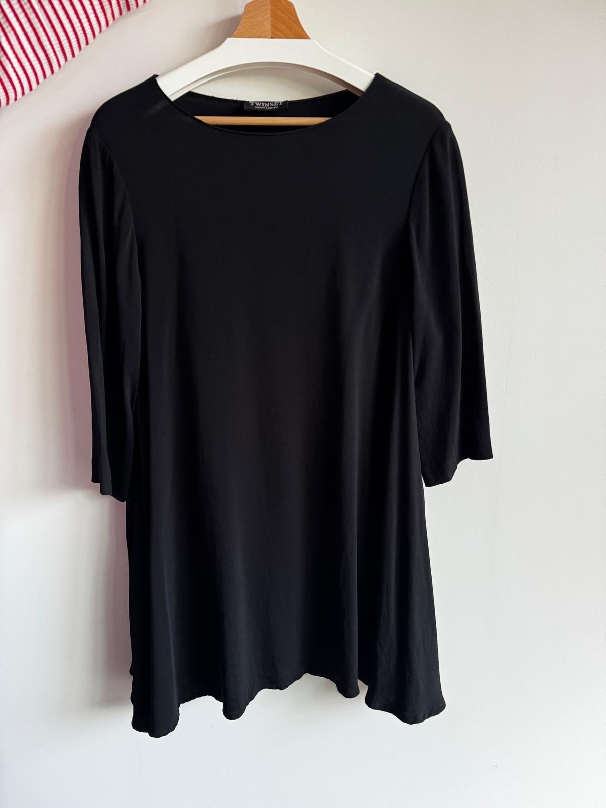 Twin Set Simons Barbieri Zwart Jurkje Maat 46, Zwart, Maat 46/48 (XL) of groter, Ophalen of Verzenden, Gedragen