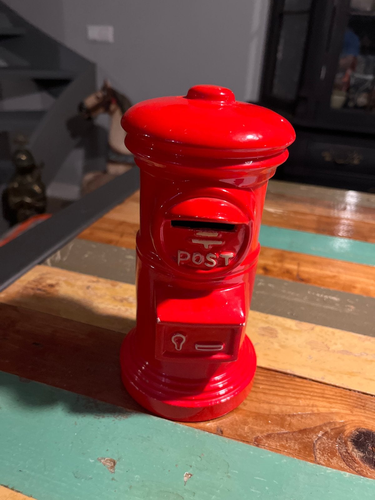 Vintage PTT Post spaarpot - rood, 20 cm hoog, Verzamelen, Ophalen of Verzenden, Gebruikt, Steen, Aardewerk of Keramiek, Object of Gebouw