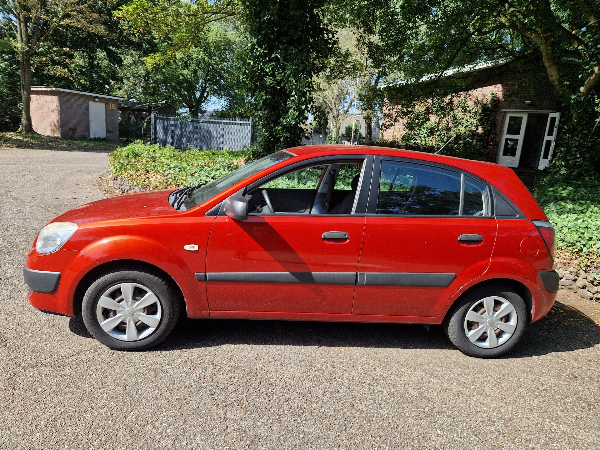 Kia Rio 1.4, 5 DRS, Nw distributieriem (bj 2006), Auto's, Voorwielaandrijving, Gebruikt, 4 cilinders, 1054 kg