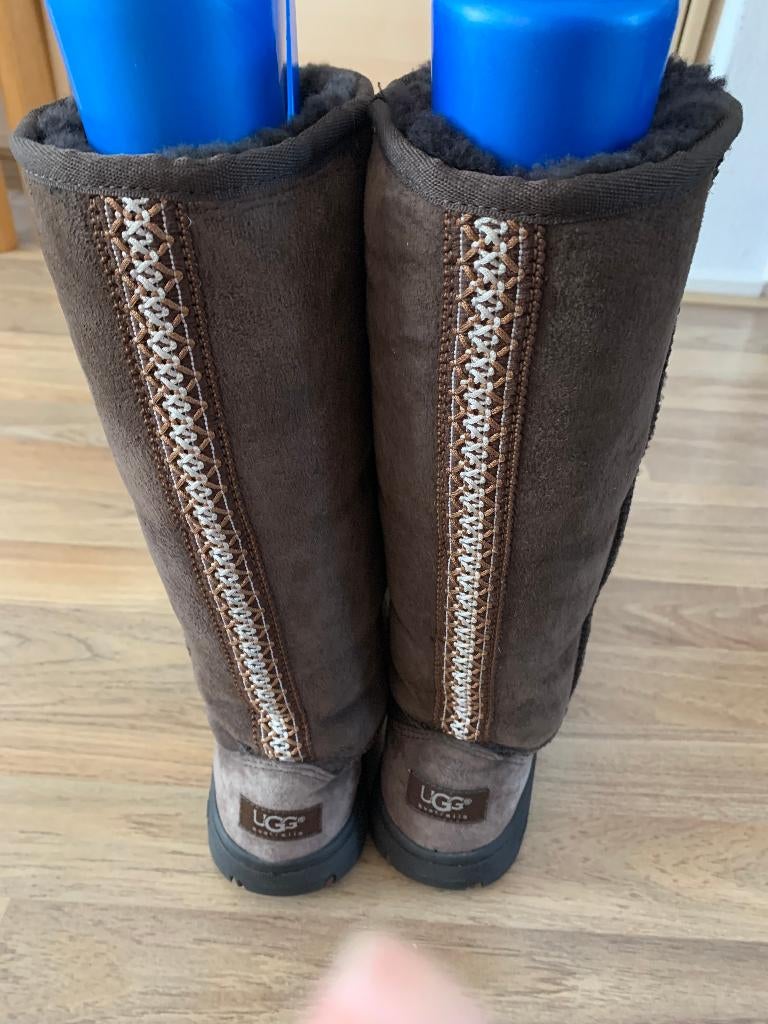 UGG Hoge laarzen Bruin 38 nieuw, Kleding | Dames, Schoenen, Hoge laarzen, Bruin, Ophalen of Verzenden, Zo goed als nieuw