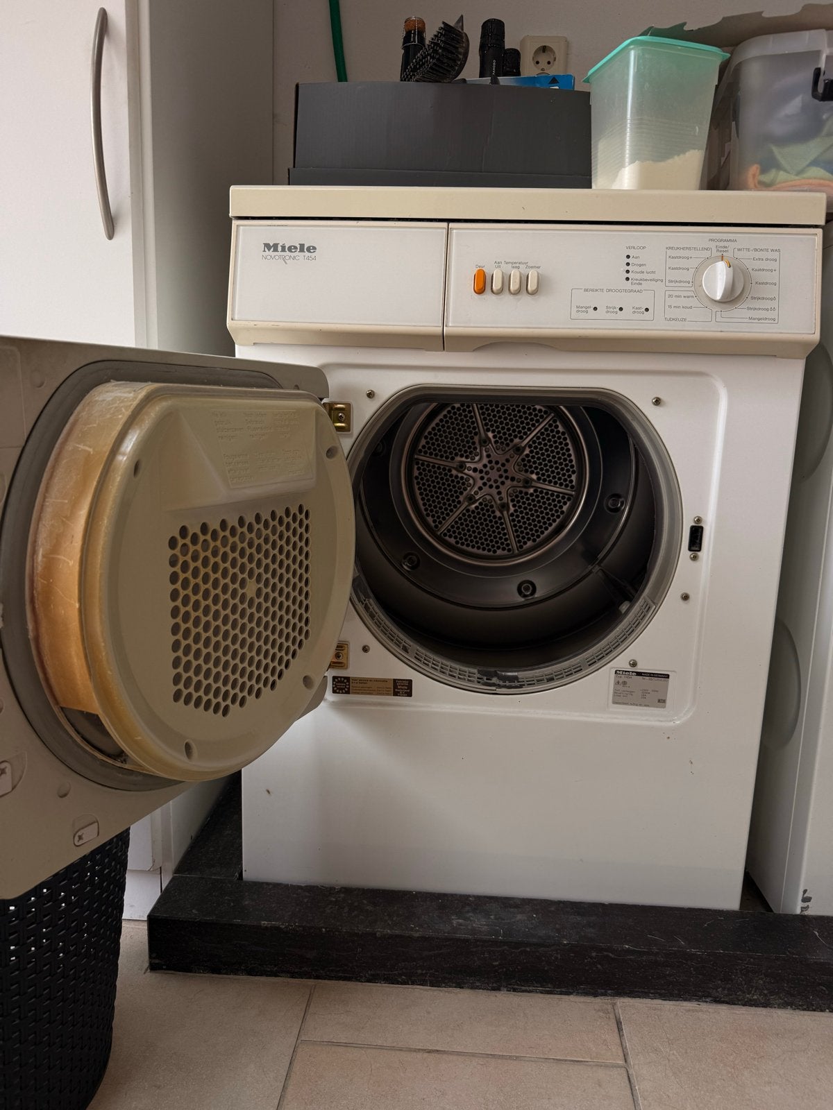 Miele Novotronic T454 Wasdroger - Betrouwbaar en Degelijk, Ophalen, 6 tot 8 kg, Gebruikt, Luchtafvoer