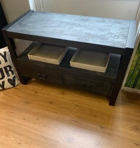 AFGEPRIJSD: TV dressoir Zwart Mangohout + staal 100b x 60h., Ophalen, Nieuw