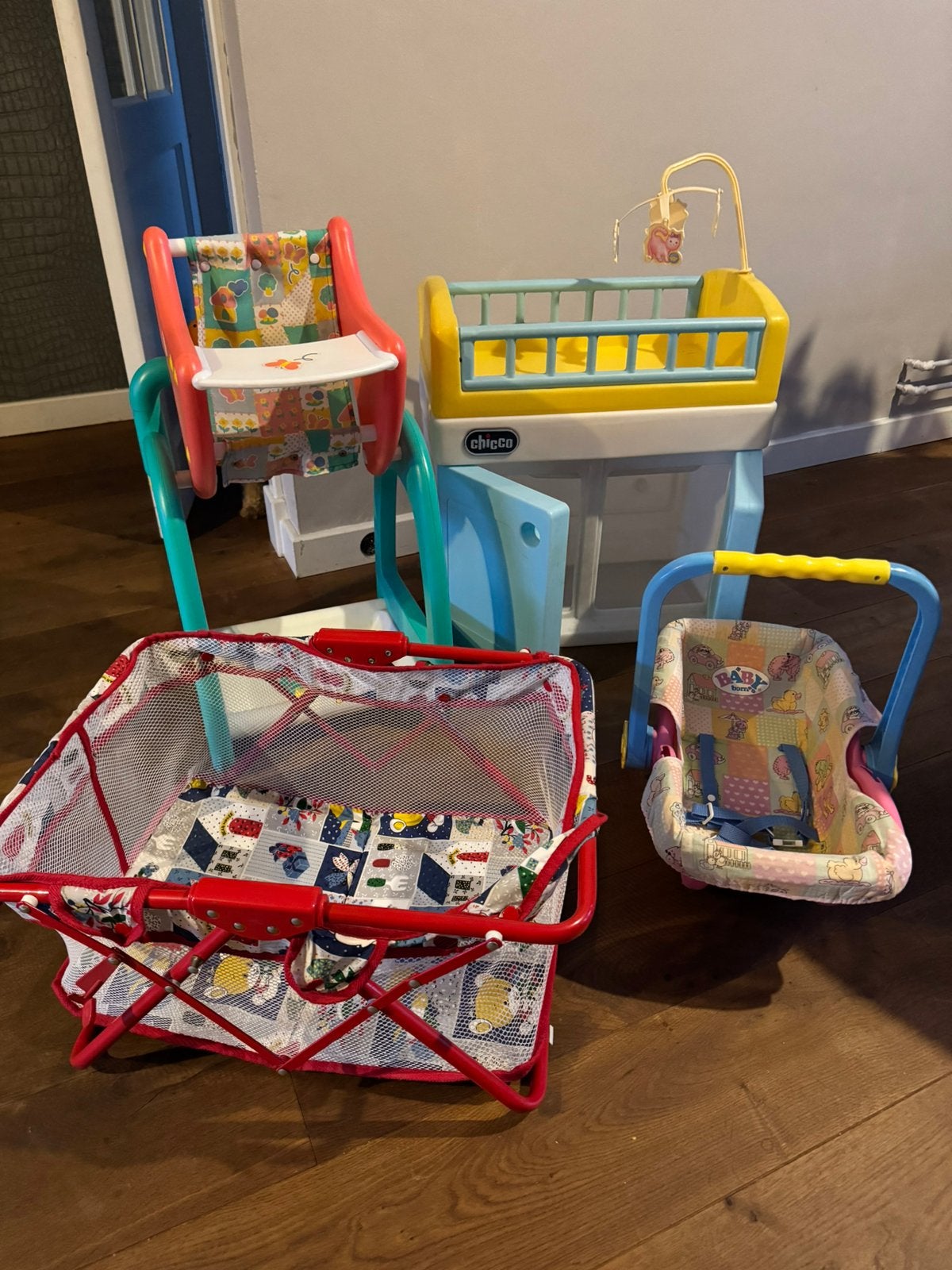 Poppenbed, maxicosy en stoel, Ophalen, Gebruikt, Overige typen