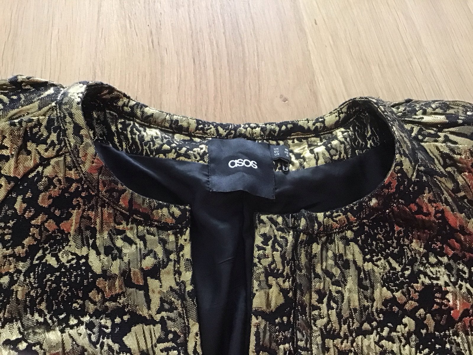 ASOS Zwart met Goudkleurig Jasje Maat M, Maat 38/40 (M), Zwart, Ophalen of Verzenden, Zo goed als nieuw