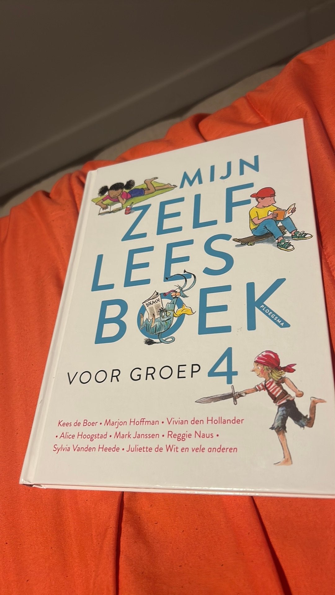 Mijn zelfleesboek voor groep 4 (we hebben ook groep 3), Fictie algemeen, Diverse auteurs, Ophalen of Verzenden, Zo goed als nieuw