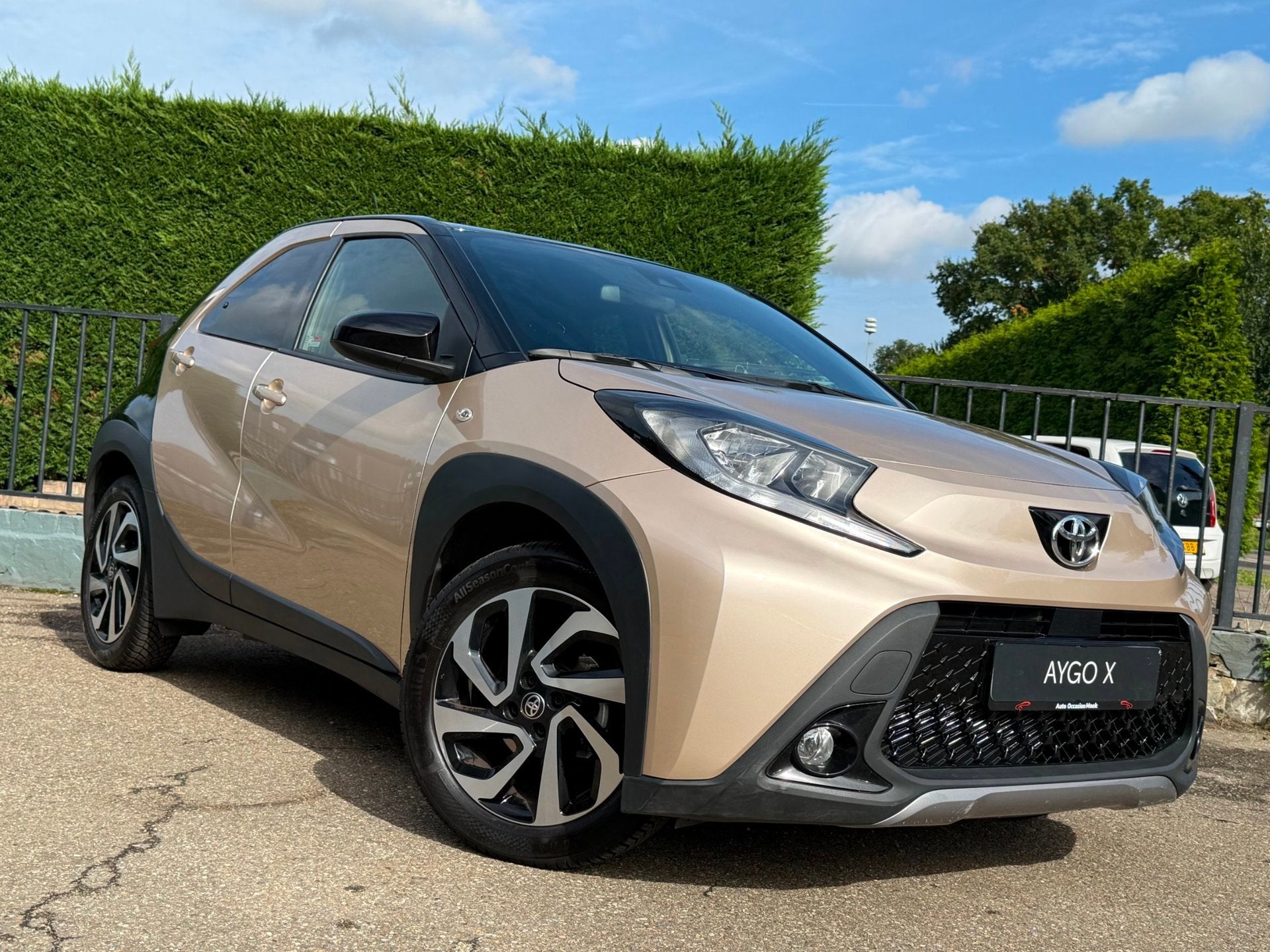 Foto 4 van Toyota Aygo X 1.0 VVT-i MT Pulse stoelverwarming,camera,line