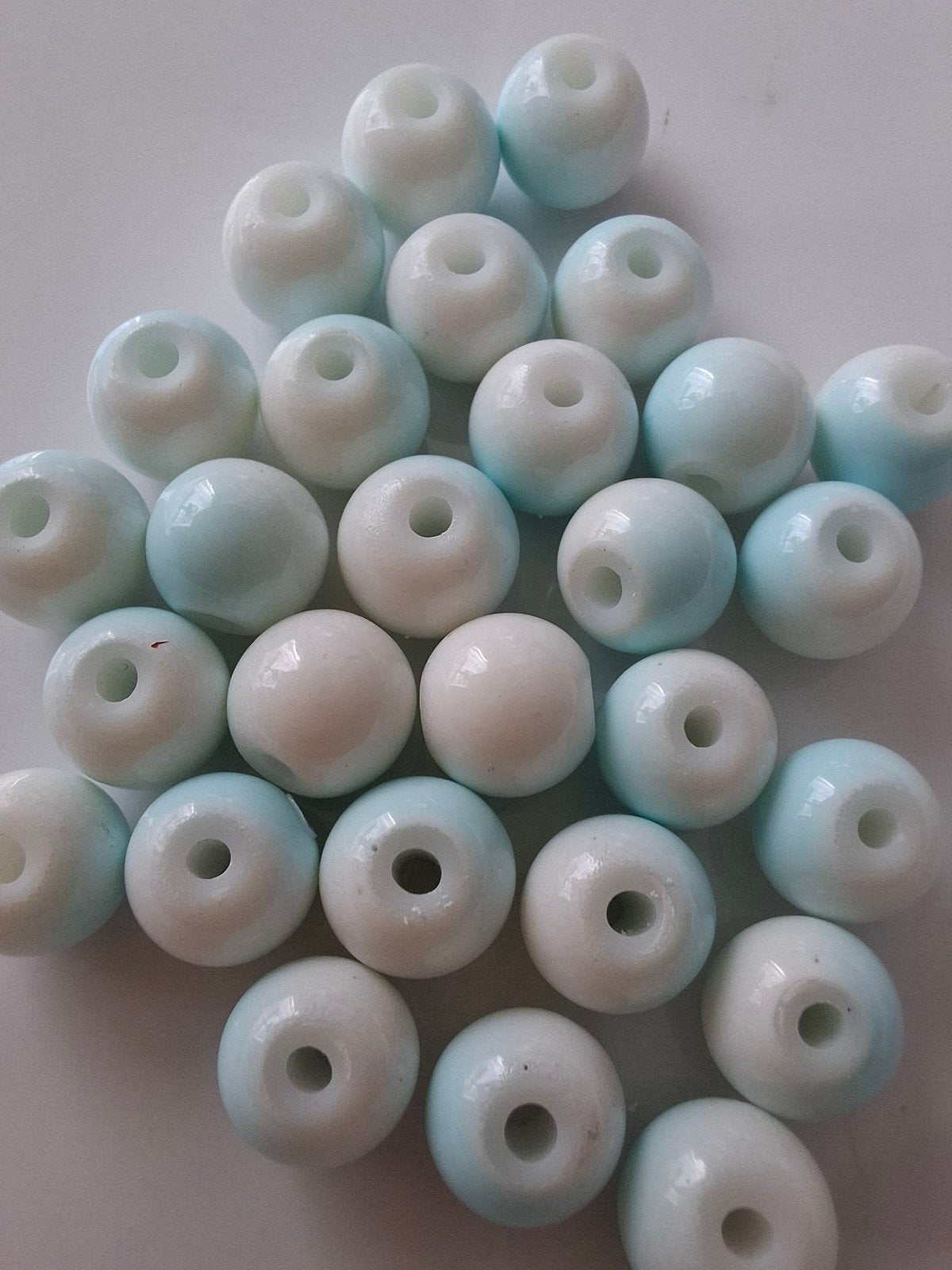 28 stuks 8 mm gemeleerde glaskralen wit blauw kralen partij, Kraal, -, -, Nieuw