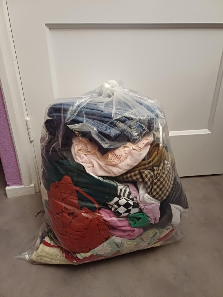 Zakken met dameskleding, Ophalen of Verzenden, Zo goed als nieuw