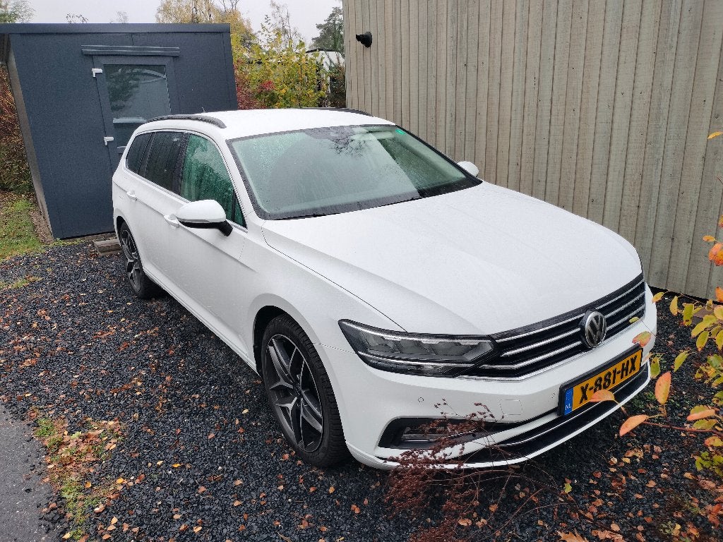 Volkswagen Passat 1.5 TSI 150pk DSG 2020 Wit, 1498 cc, 4 cilinders, Wit, Particulier