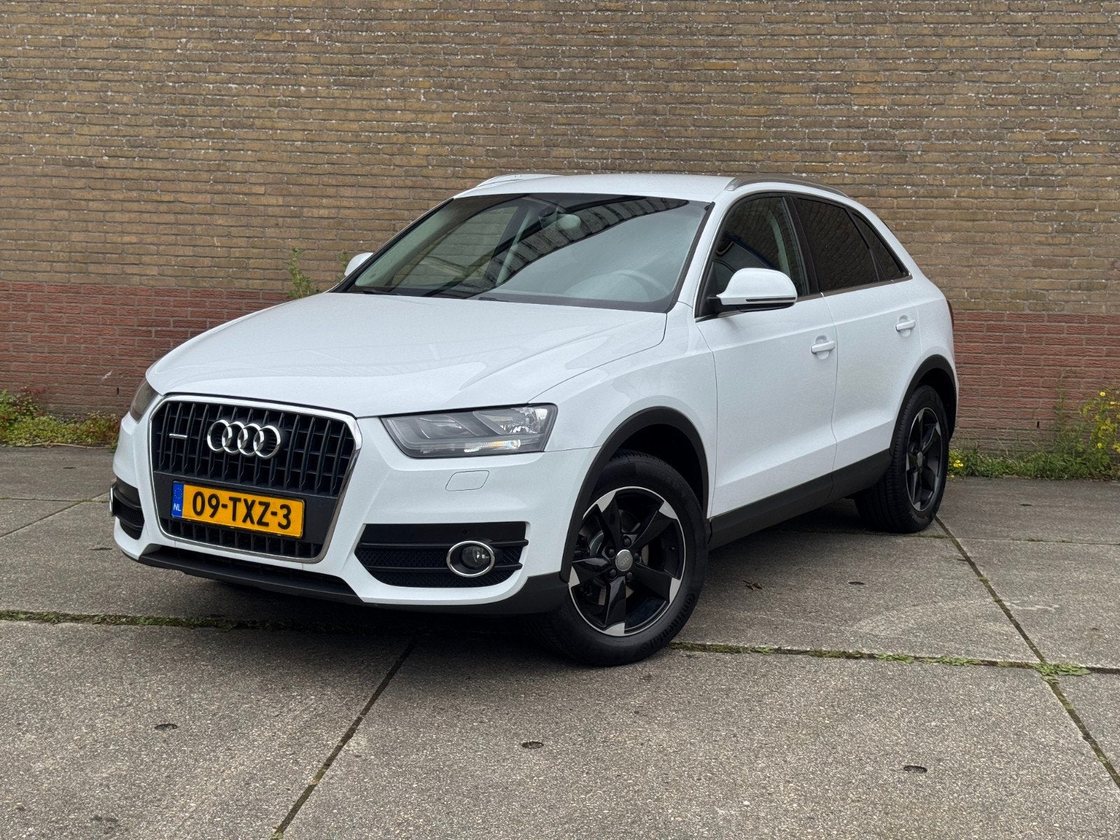 Audi Q3 2.0TFSI Quattro S-tron|Leder|NAP|Cruise, Auto's, Audi, 4 cilinders, Wit, Vierwielaandrijving, 1540 kg