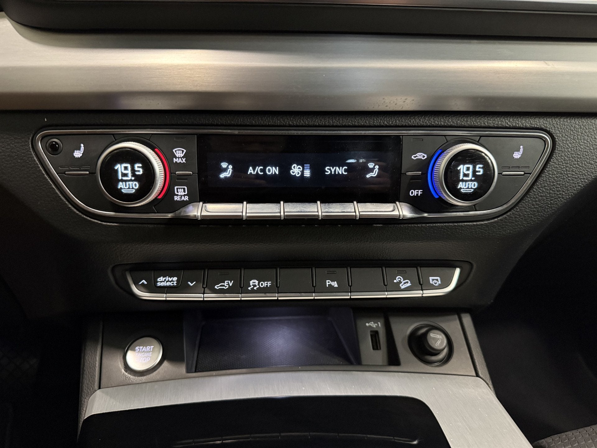 Foto 19 van Audi Q5 55 TFSI e quattro 3x S-Line PANO/LUCHTVERING/TREKHAA