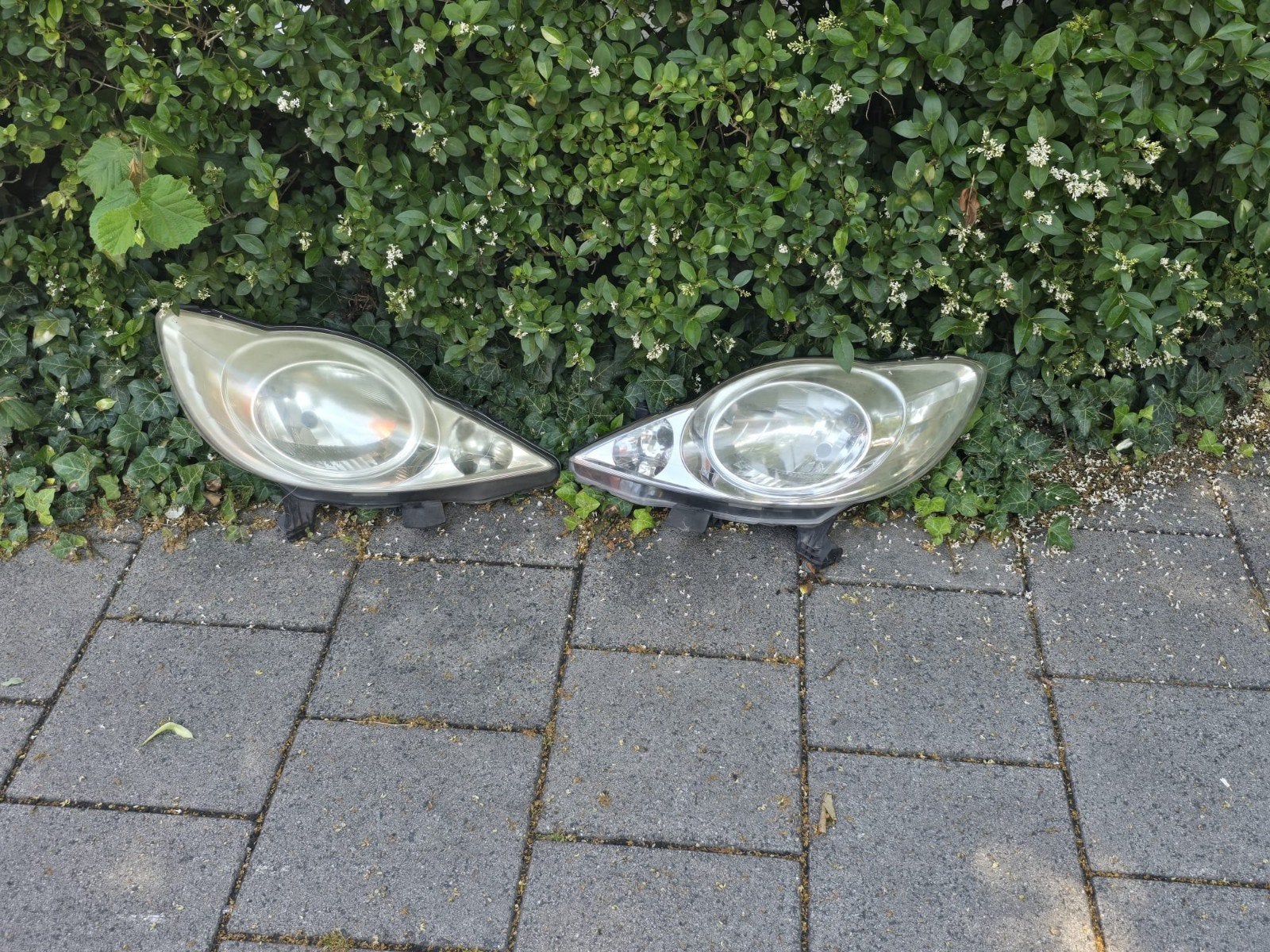 te koop gebruikt Koplampen van Peugeot 107 APK, Auto-onderdelen, Verlichting, Ophalen, Peugeot