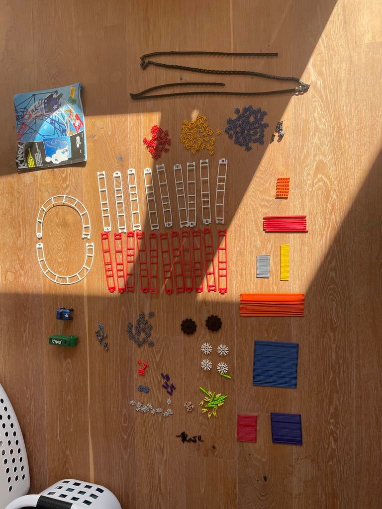 Knex achtbaan compleet met motor en handleiding+gesorteerd, Ophalen of Verzenden, Gebruikt, K'nex