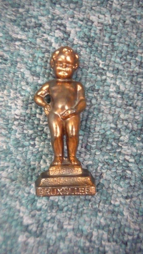 Manneke pis, Minder dan 20 cm, Ophalen of Verzenden, Overige materialen, Beeld
