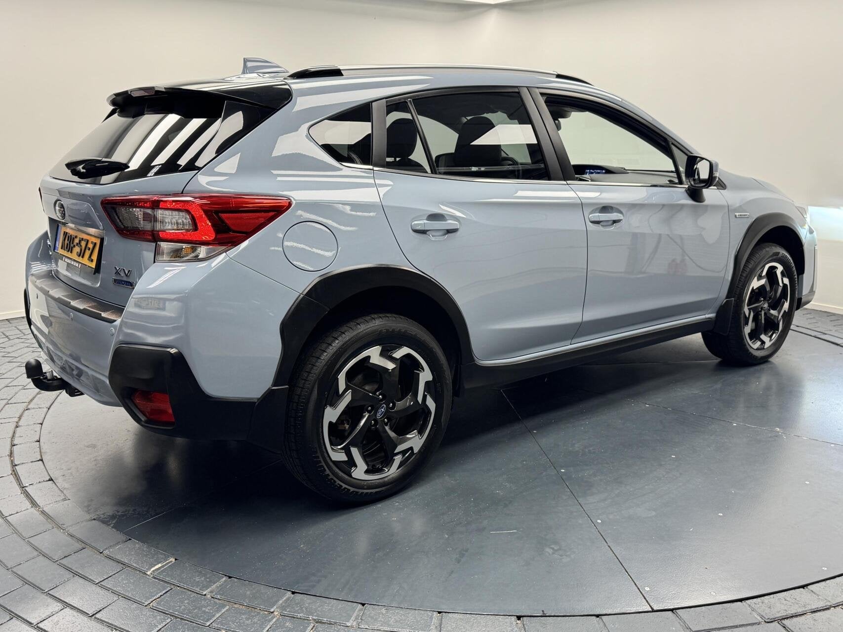 Subaru XV 2.0i e-BOXER Luxury AWD-Automaat-Panoramadak-Leder, Auto's, 1528 kg, 4 cilinders, Blauw, Leder