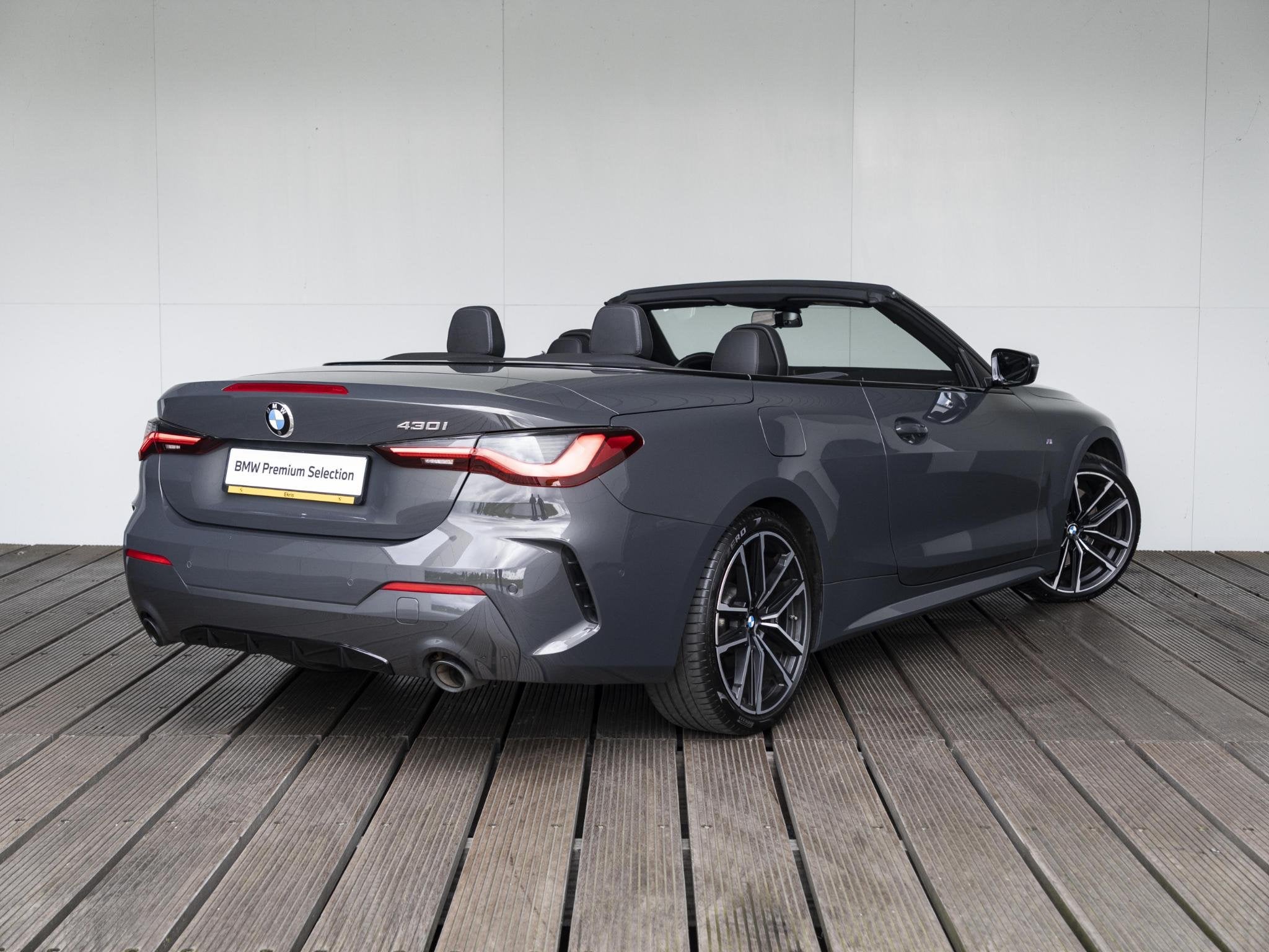 BMW 4 Serie Cabrio 430i | High Executive | M Sport | Stuurwi, 1998 cc, Achterwielaandrijving, 4 stoelen, Bedrijf