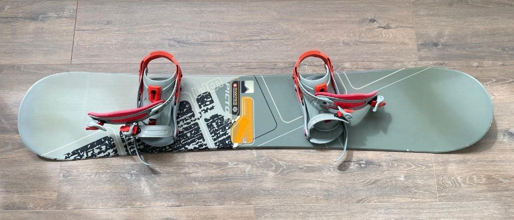 Snowboard Nidecker Picto 163 cm + boots + reistas, Ophalen, Gebruikt, Board
