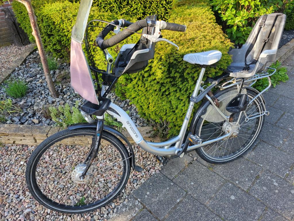 Oude Amazone fiets met kinderzitjes, Ophalen, 2 zitjes, Gebruikt, Overige merken