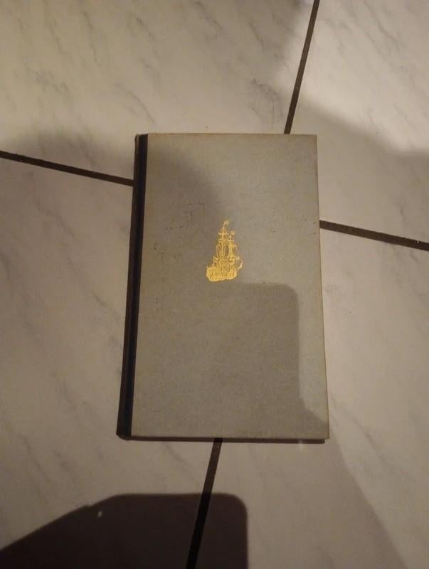 Boek twaalf doorluchtige zeehelden drukjaar 1941, Ophalen of Verzenden
