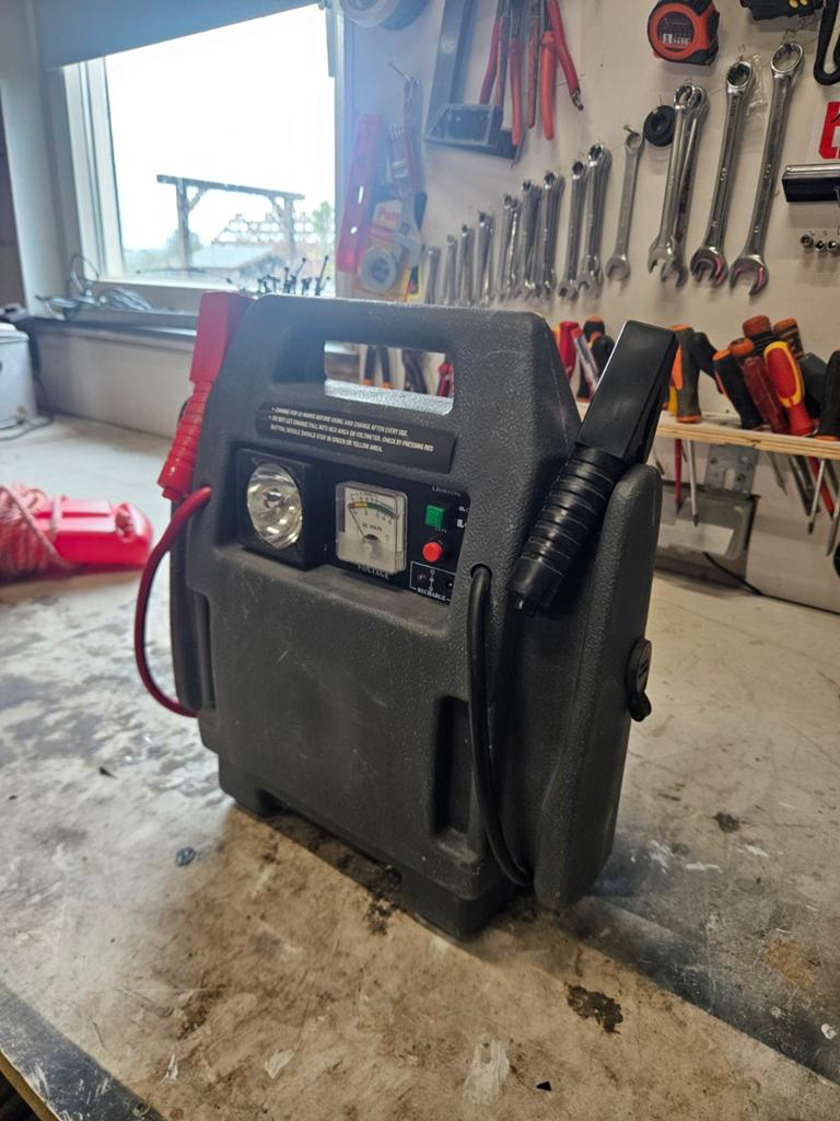 Jumpstarter met Compressor en Zaklamp, Ophalen of Verzenden, Gebruikt