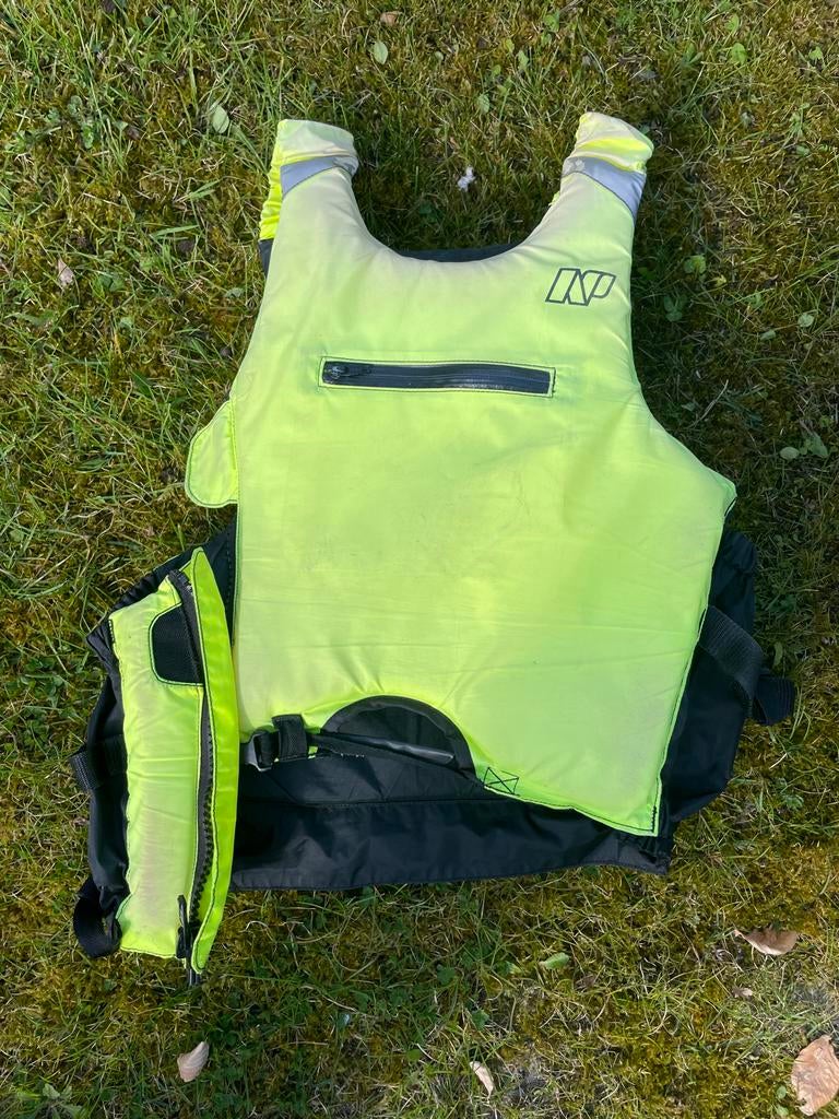 NPD drijfhulpmiddel M-L, Watersport en Boten, Watersportkleding, Gebruikt, Reddingsvest of Zwemvest, Dame of Heer, Ophalen