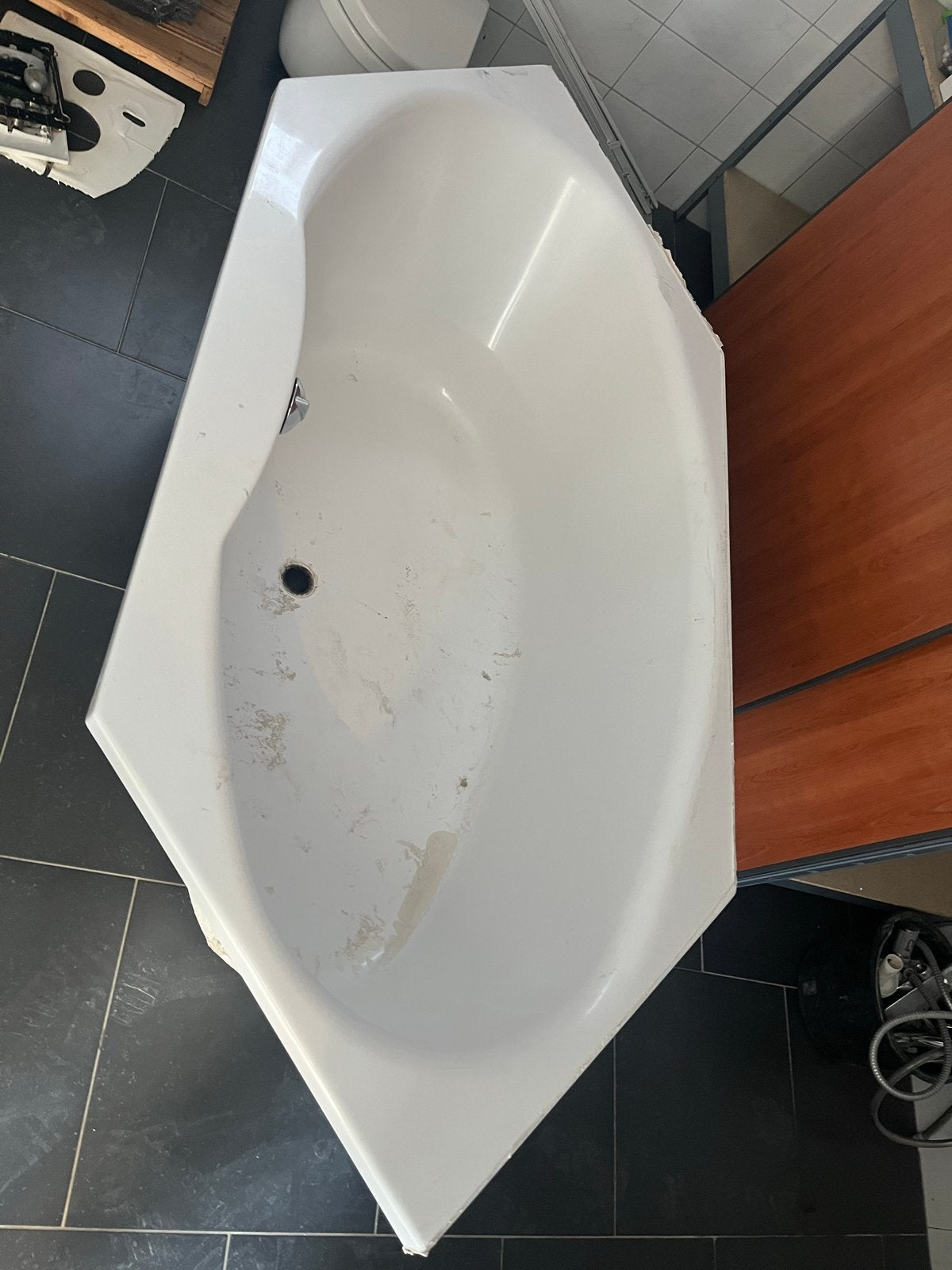 Gebruikt hoekbad - Wit, Ophalen, Gebruikt, Bad
