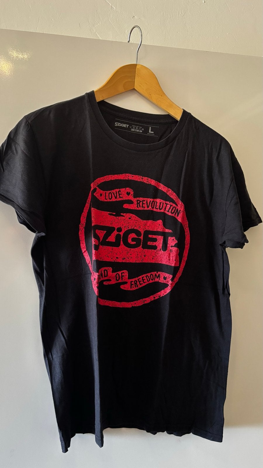Sziget Festival 2019 Lineup T-shirt Maat L, Ophalen of Verzenden, Gedragen, Maat 52/54 (L), Zwart