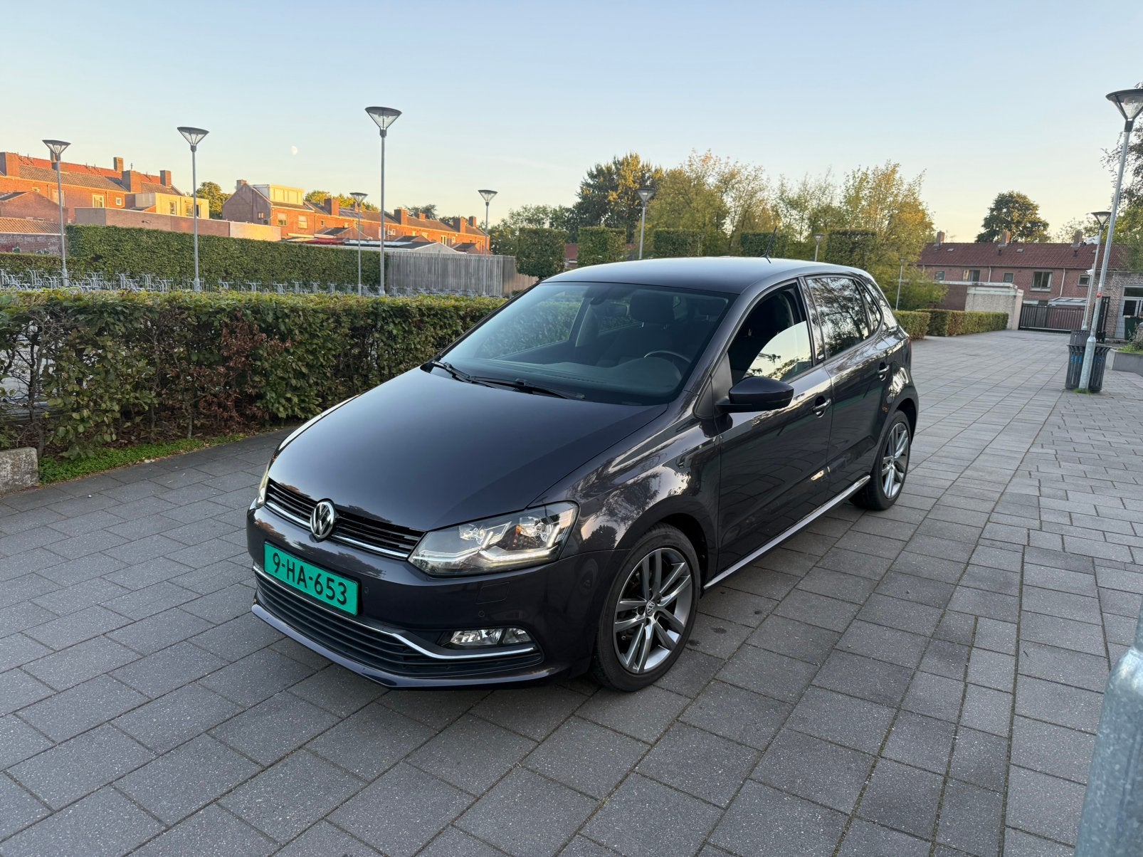 Te koop polo 1.2 tsi 2016 allstar uitvoering, Auto's, Voorwielaandrijving, Dealer onderhouden, Euro 6, Bedrijf