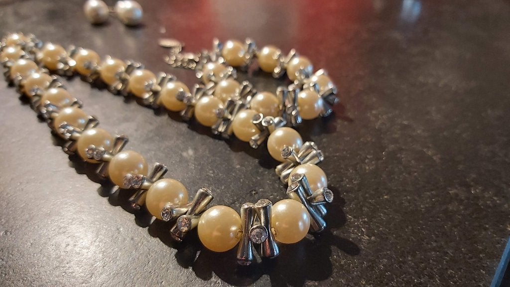 nieuwe armbanden, en andere, zilver, parelmoer, setje, Sieraden, Tassen en Uiterlijk, Overige materialen, Met bedels of kralen