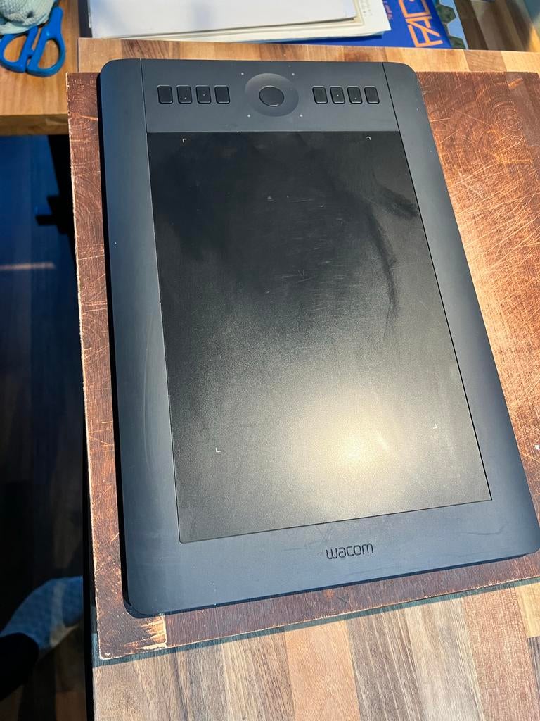 Wacom Intuos Pro Medium, zonder pen - Gebruikt, Computers en Software, Tekentablets, Ophalen of Verzenden, Multi-touch, Gebruikt