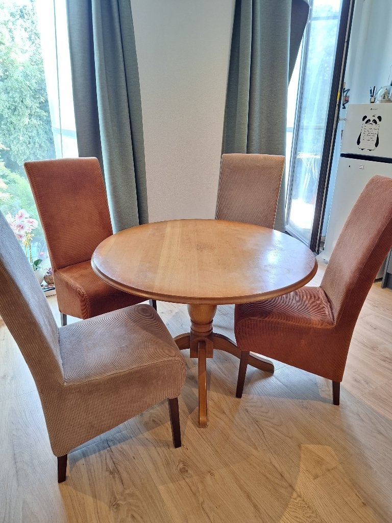 Dining Table & Chairs for Sale – Well Maintained, Ophalen, Rond, 200 cm of meer, 50 tot 100 cm