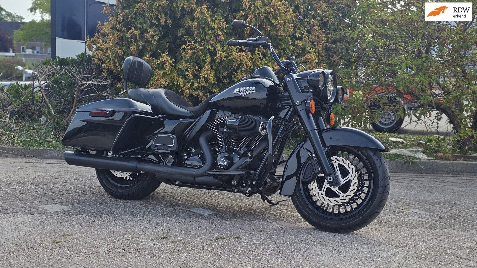Harley Davidson FLHRC Road King 103 Classic BLACK EDITION CU, 1688 cc, Bedrijf, Cruise Control, Meer dan 35 kW