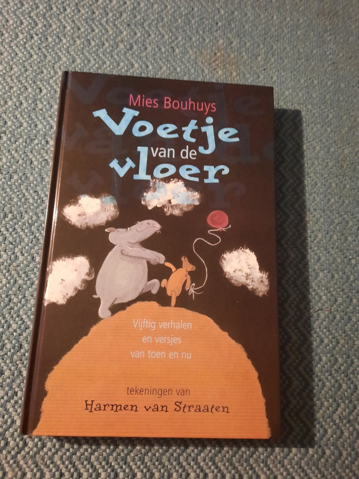 Voetje van de vloer - Mies Bouhuys (hardcover), Ophalen of Verzenden, Zo goed als nieuw, Mies Bouhuys, Fictie algemeen